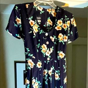 Vintage floral midi dress